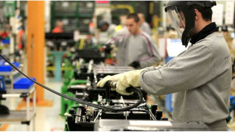 La actividad económica se contrajo un 0,3% en octubre