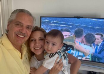 La política dejó de lado sus  diferencias y celebró el triunfo