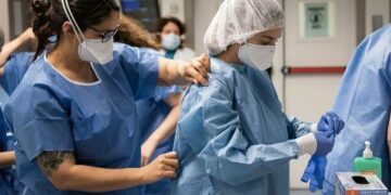 El personal sanitario deberá usar barbijo en los hospitales