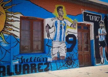 Calchín homenajea a Julián Álvarez, revelación de la Selección