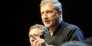 Campana va por la Intendencia