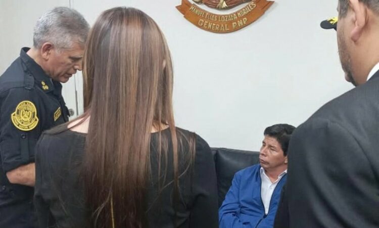 Castillo fue arrestado el pasado jueves luego de disolver el Congreso.