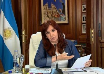 Condenan a la Vicepresidenta a seis años de prisión y la inhabilitan a perpetuidad