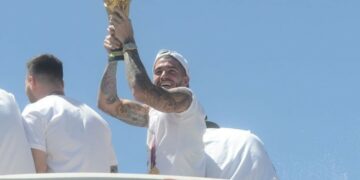 «No traten de entendernos, somos distintos!», publicó De Paul sobre la histórica convocatoria