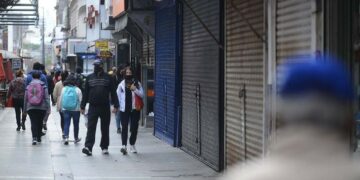 Pese a la baja en el desempleo, persiste el deterioro laboral