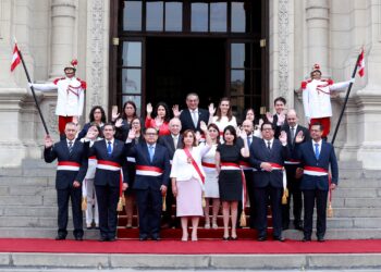 Boluarte renovó su gabinete tras dos semanas