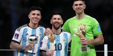 Messi, «Dibu» Martínez y Enzo Fernández, los argentinos que se llevaron otros galardones