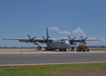 Fadea entregó un Hércules modernizado a la Fuerza Aérea