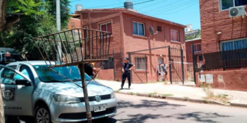 Le dieron el alta a la menor que fue baleada por su mamá policía