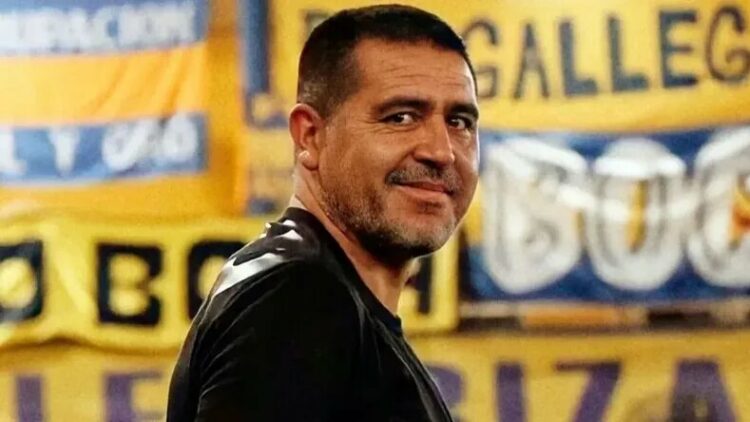 Riquelme se largó solo en el ámbito político de Boca