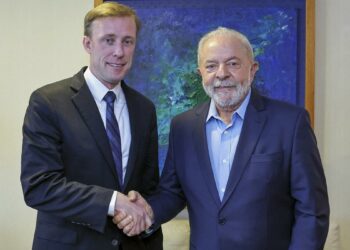 Lula ya negocia con el Congreso y recibe a EE.UU.