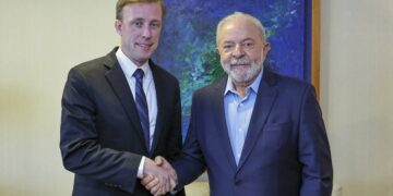 Lula ya negocia con el Congreso y recibe a EE.UU.