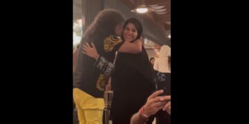 La Mona Jiménez intentó besar a una mujer en Qatar y vivió un incómodo momento