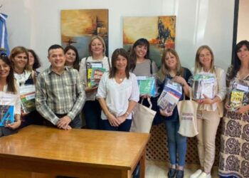 La Municipalidad comenzó la entrega de más de 1.200 libros