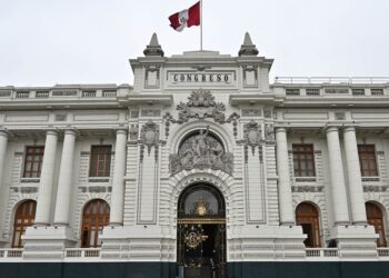 El Congreso intenta destituir a Castillo