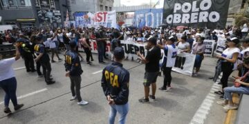 El bono anunciado por el Gobierno no satisfizo a nadie