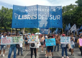 Piqueteros reclamaron por las bajas del plan Potenciar Trabajo