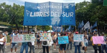 Piqueteros reclamaron por las bajas del plan Potenciar Trabajo