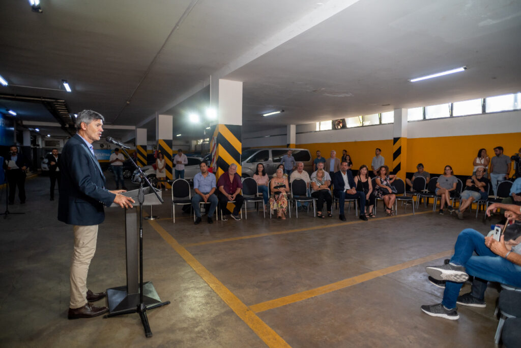 Homenaje a los torturados en la cochera del Palacio 6 de Julio