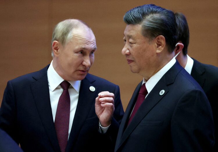 Rusia y China anunciaron ejercicios navales conjuntos