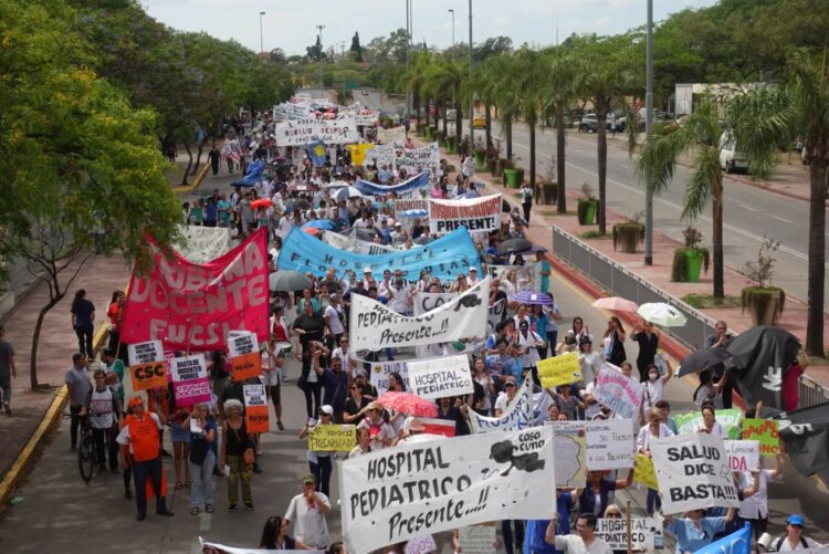 Ayer, se llevó a cabo una nueva jornada de protesta en nuestra ciudad.