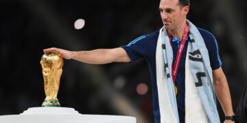 Scaloni: «La gente merece ver a sus campeones»