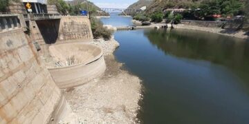 Buscan alternativas para paliar lo gastado por la crisis hídrica