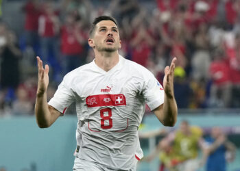 Suiza derrotó a Serbia y se metió en los octavos de final