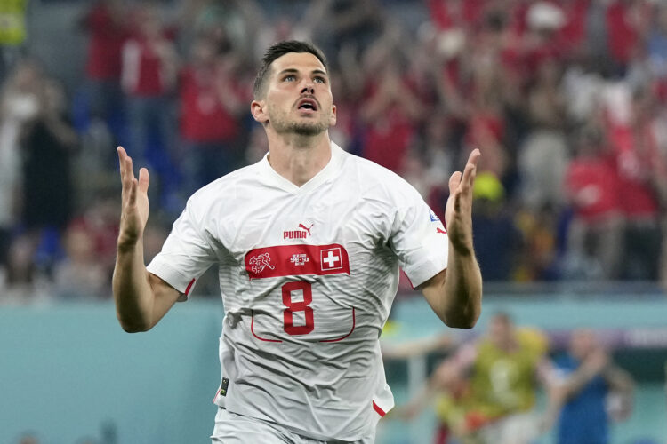 Suiza derrotó a Serbia y se metió en los octavos de final