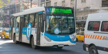 Por el partido, el transporte urbano no circulará en la ciudad