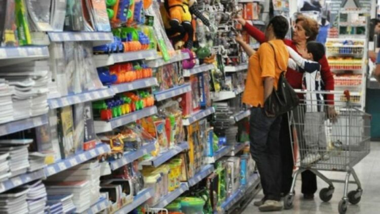 Las ventas minoristas acumulan 12 meses de bajas consecutivas