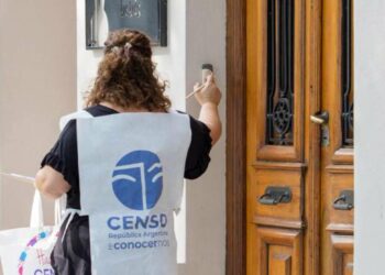 Extienden la fecha de presentación de datos bancarios para el cobro de censistas