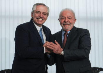 Fernández se reunió con Lula: «Hemos decidido volver a poner en marcha el vínculo»