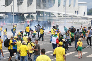 Bolsonaristas invadieron el Congreso brasileño en una manifestación contra Lula