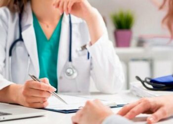 Paso por paso, cómo realizar el trámite que limita los aumentos de las cuotas en prepagas