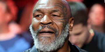 Demandan por violación al ex boxeador Mike Tyson en Nueva York