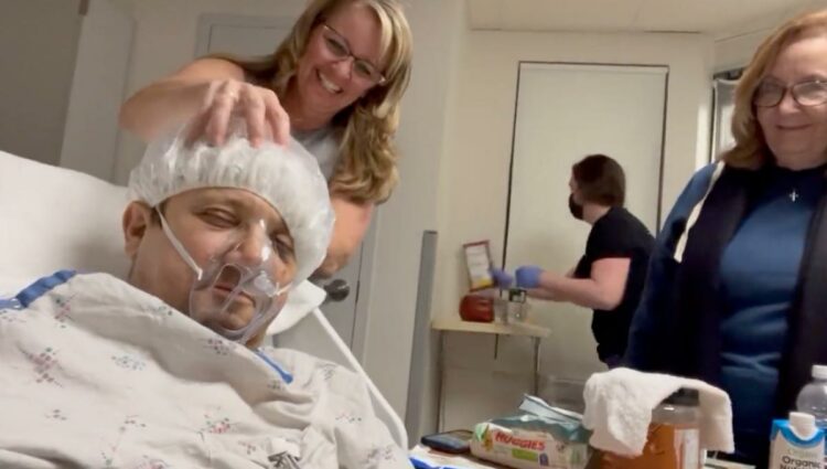 Revelaron el heroico motivo por el que Jeremy Renner se accidentó