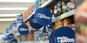 Las organizaciones sociales participan en los controles de precios junto a camineros