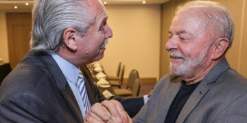 El presidente Lula da Silva llega este domingo a la Argentina