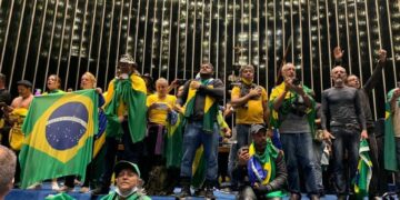 Militantes bolsonaristas llevaron a cabo un intento de golpe de Estado a Lula en Brasilia