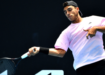 Cerúndolo, el único argentino que consiguió la victoria en una jornada llena de dificultades