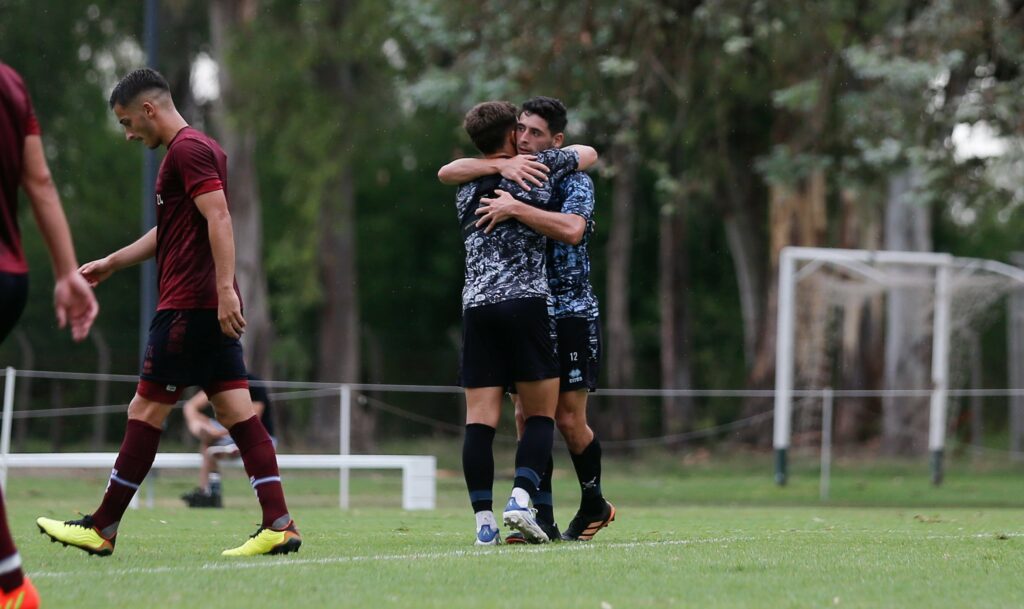 Belgrano goleó en los primeros amistosos del año frente a Lanús en Buenos Aires