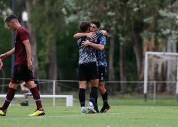 Belgrano goleó en los primeros amistosos del año frente a Lanús en Buenos Aires