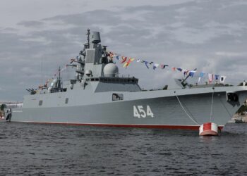 Rusia despliega una fragata con misiles hipersónicos Zircon