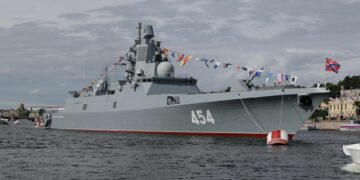 Rusia despliega una fragata con misiles hipersónicos Zircon