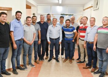 Más intendentes del departamento se suman a la iniciativa de pegar las elecciones a la provincia