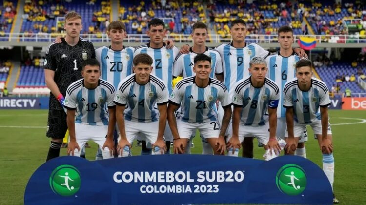 La Selección Argentina perdió en su debut 2-1 contra Paraguay