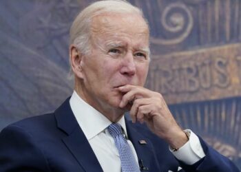 Hallan otros seis documentos clasificados en otro registro en la residencia de Biden