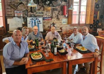 La UCR de Córdoba criticó el encuentro con Cavallo