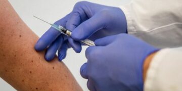 Las claves sobre las vacunas bivalentes contra el Covid que llegaron a la Argentina
